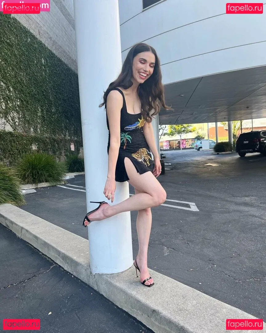 Grace Caroline Currey Onlyfans Photo Gallery 