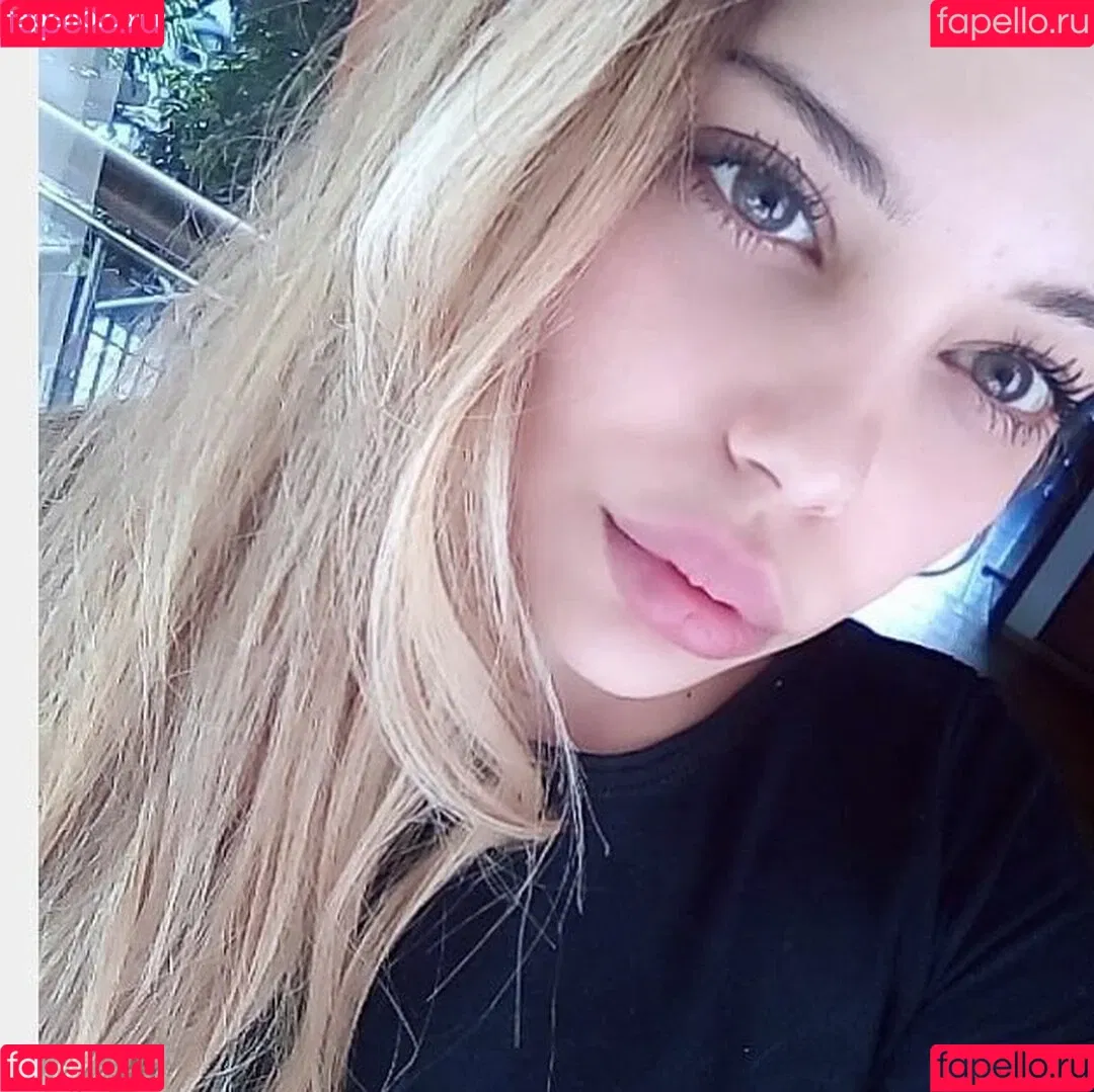 genesis18 Onlyfans Photo Gallery 