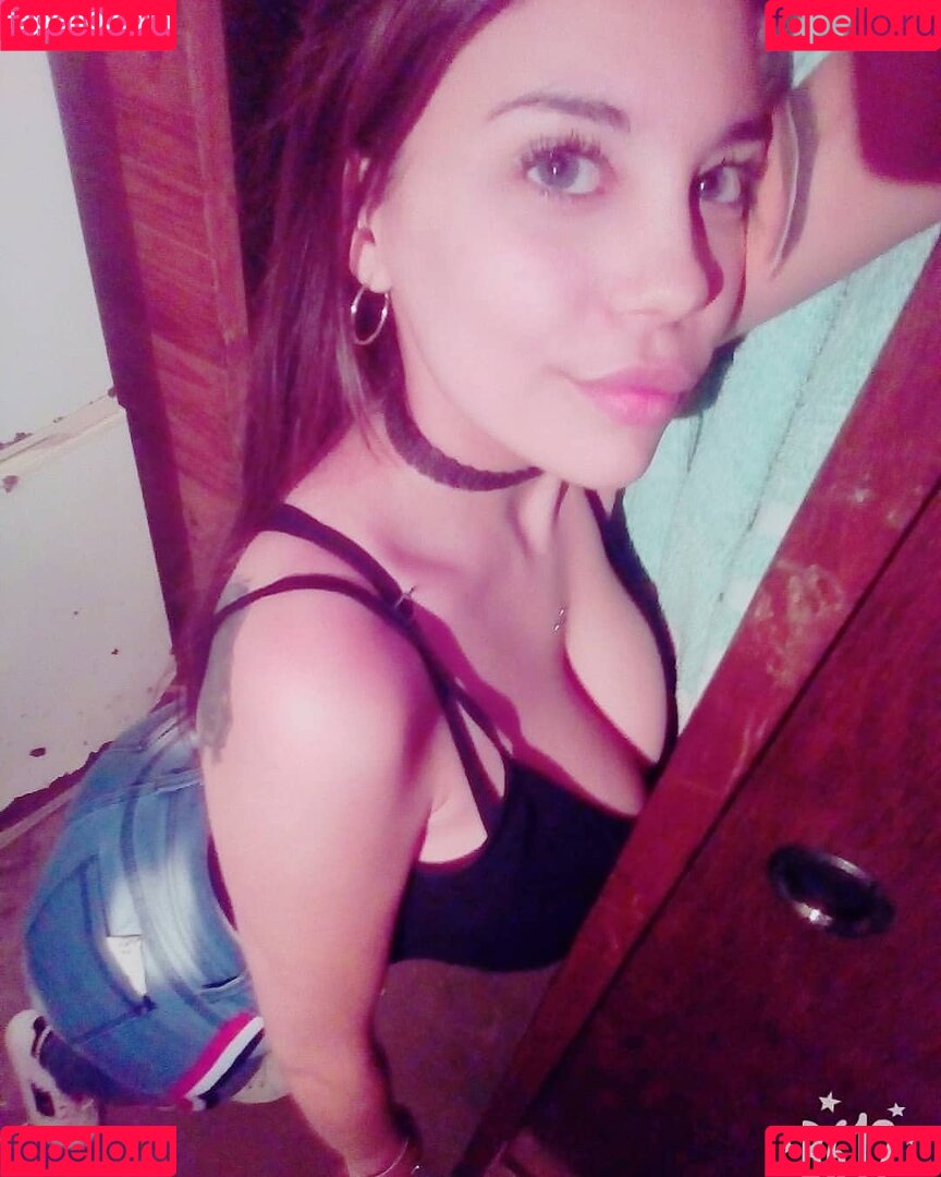 genesis18 Onlyfans Photo Gallery 