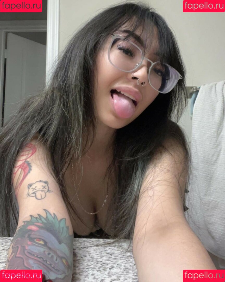 Jackie Izawa Onlyfans Photo Gallery 