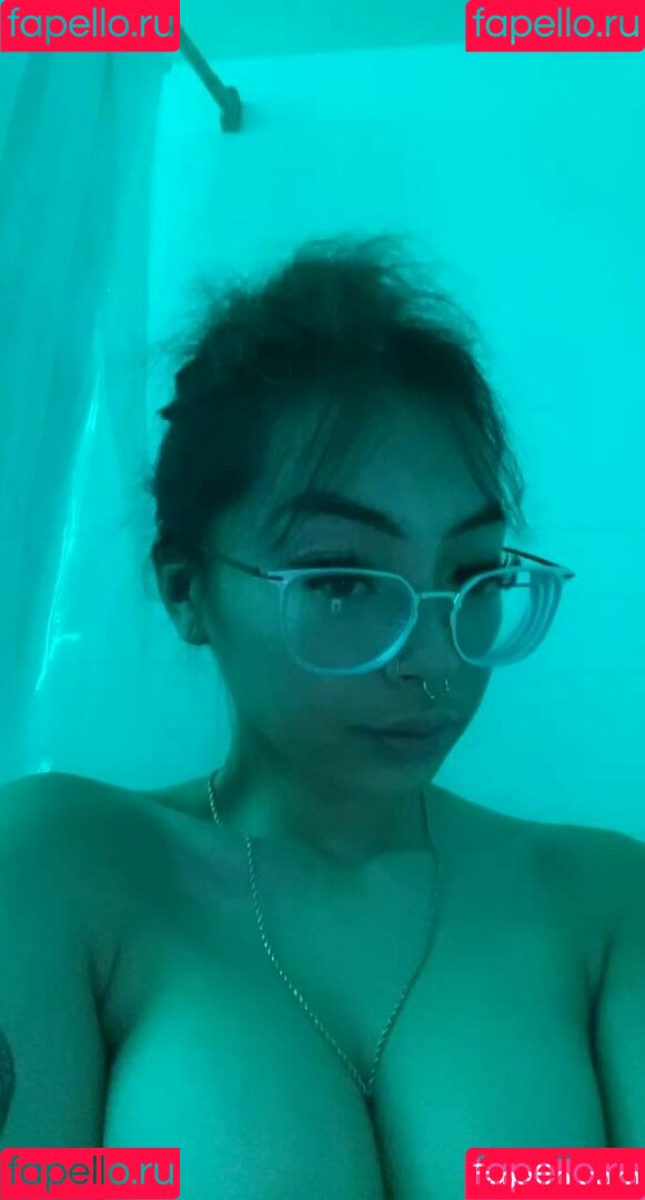 Jackie Izawa Onlyfans Photo Gallery 