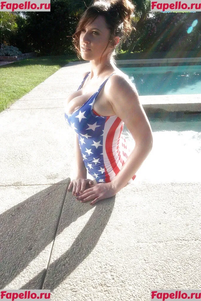 Lana Kendrick Onlyfans Photo Gallery 