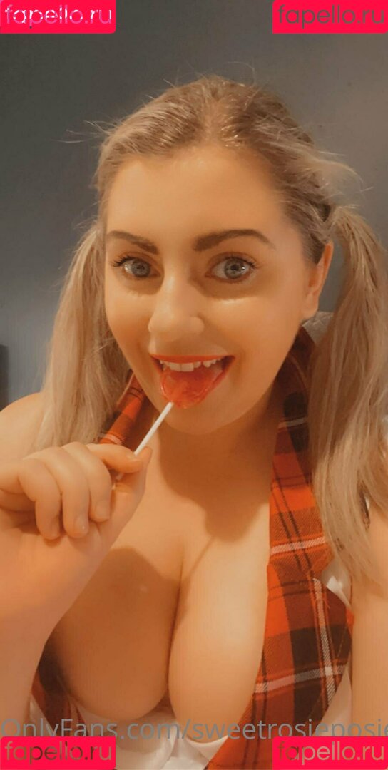 sweetrosieposie Onlyfans Photo Gallery 