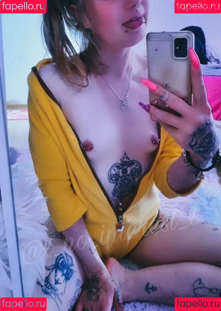 x.nicht_interessiert.x Onlyfans Photo Gallery 
