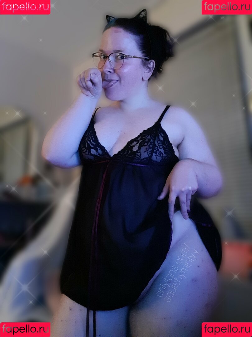 squishymintyy Onlyfans Photo Gallery 