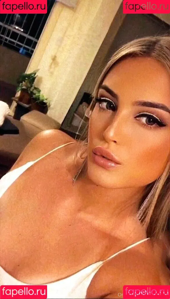 abby.es Onlyfans Photo Gallery 