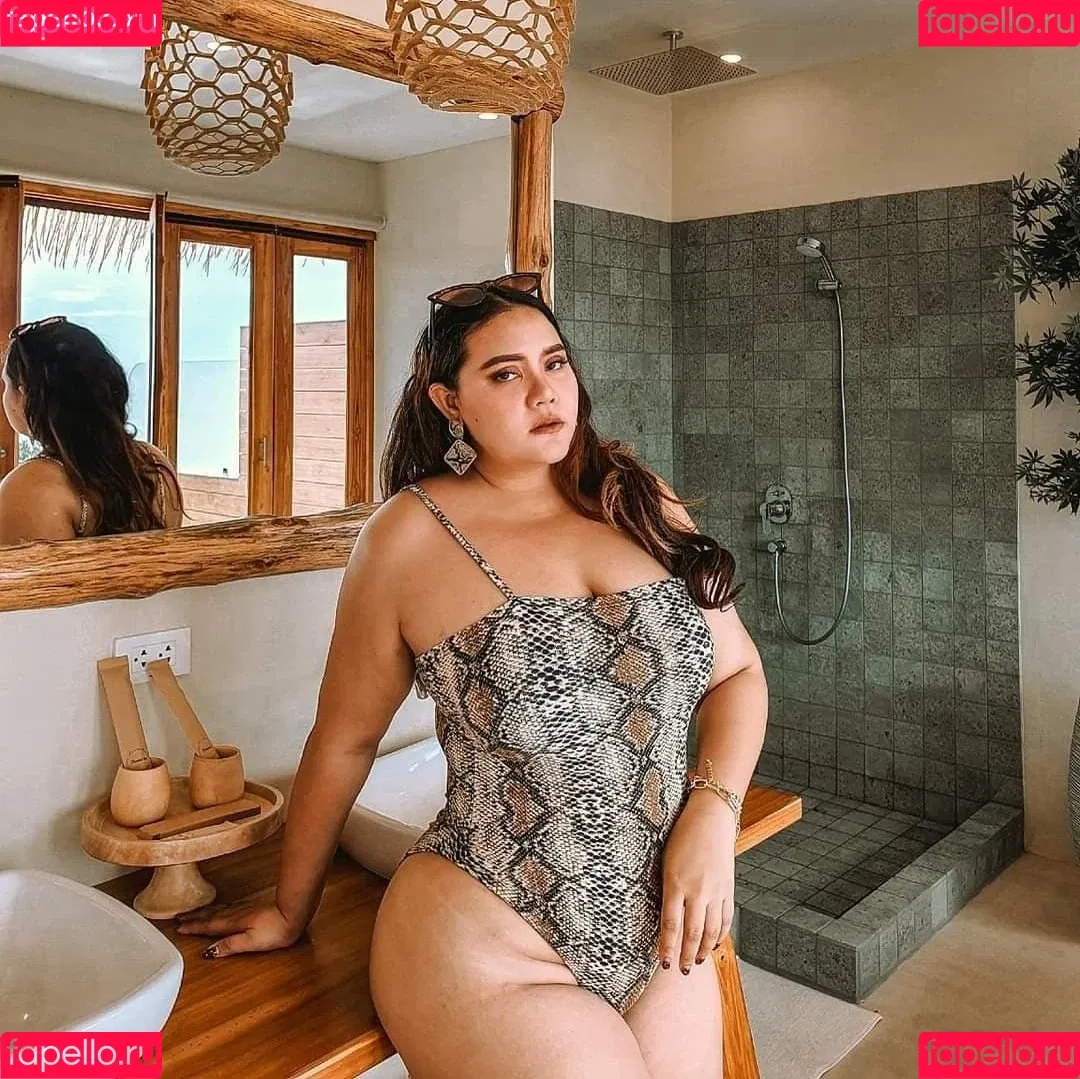 Money Tsia Onlyfans Photo Gallery 