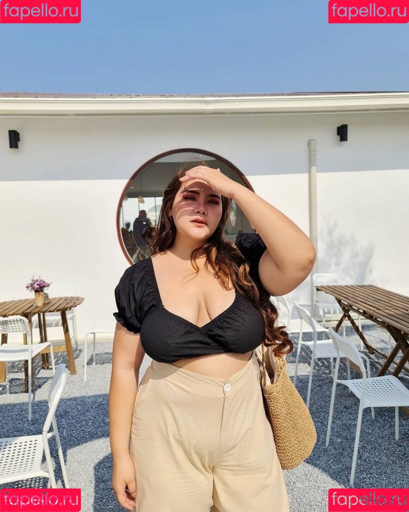 Money Tsia Nude Onlyfans Photo 11