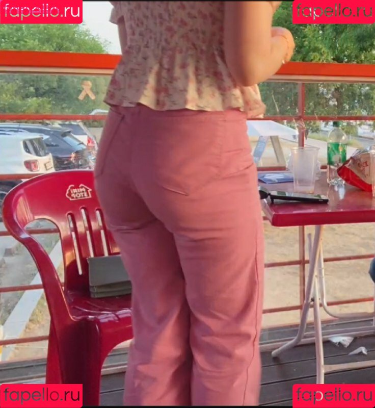 Yuli Onlyfans Photo Gallery 