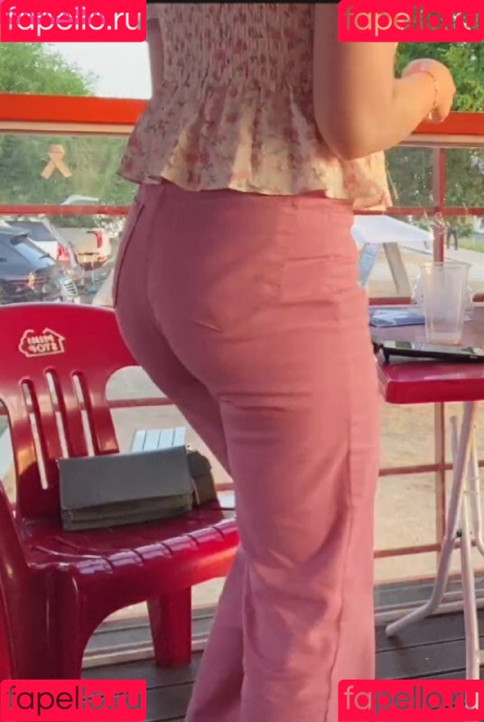 Yuli Onlyfans Photo Gallery 