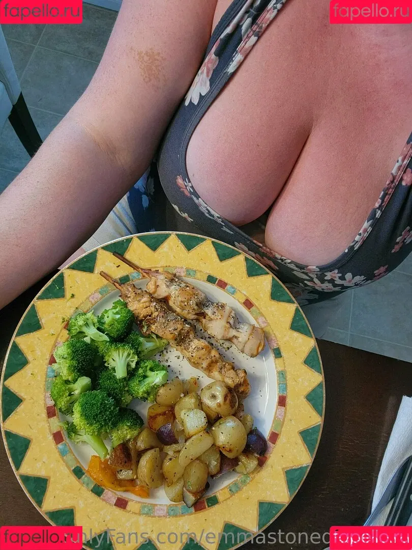 emmastoned420free Onlyfans Photo Gallery 