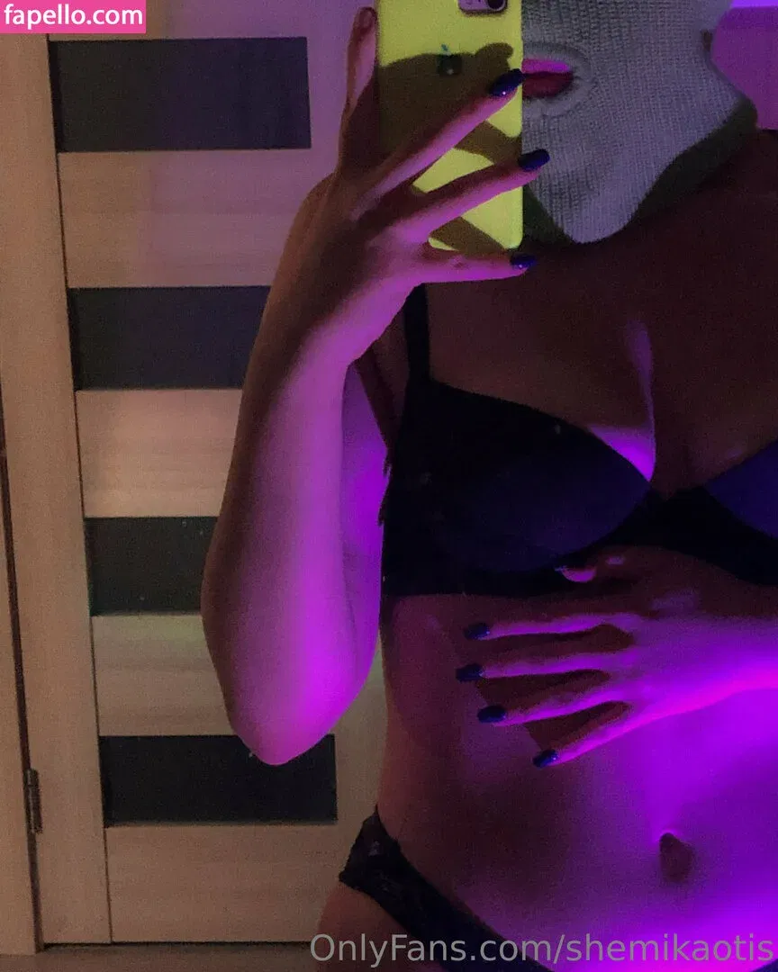 shemikaotis Onlyfans Photo Gallery 