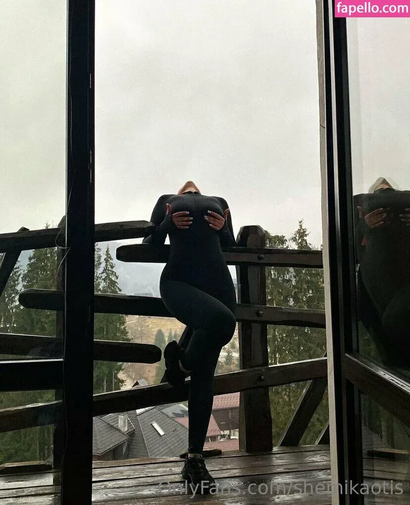 shemikaotis Onlyfans Photo Gallery 