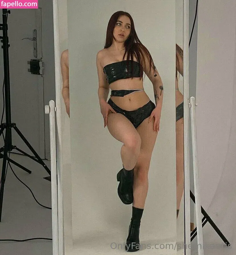 shemikaotis Onlyfans Photo Gallery 