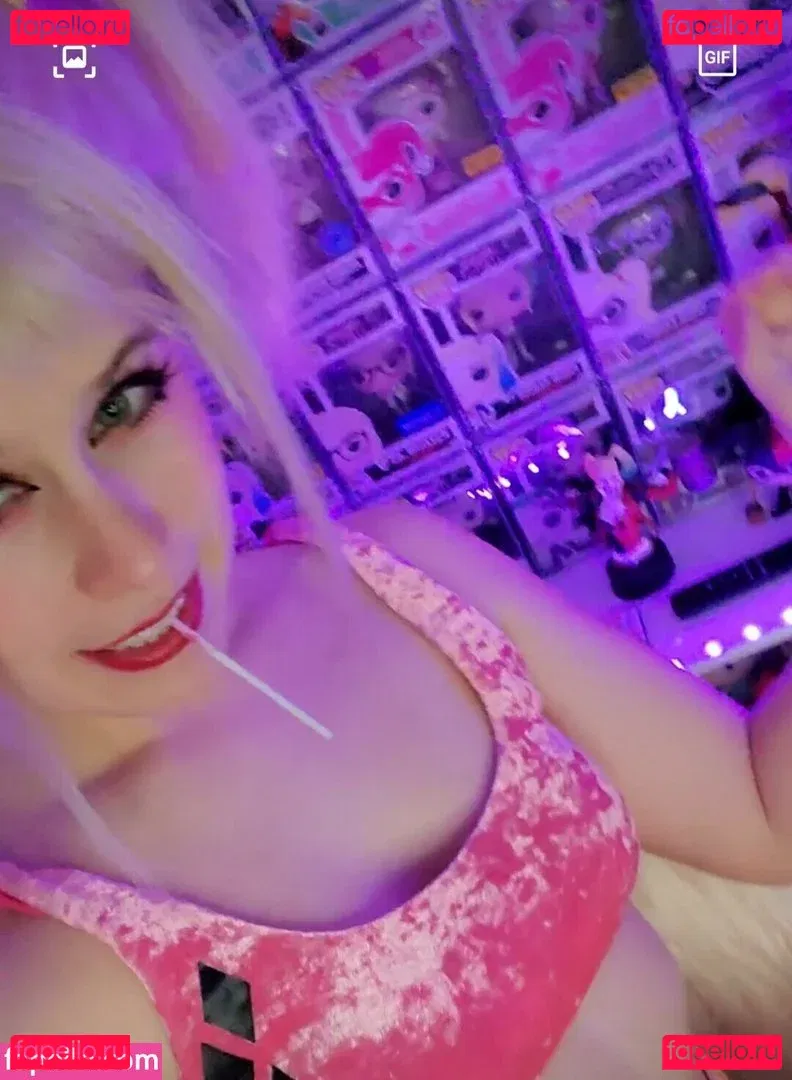 Harley Quinn Onlyfans Photo Gallery 