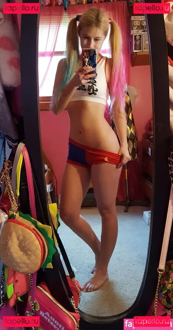 Harley Quinn Onlyfans Photo Gallery 