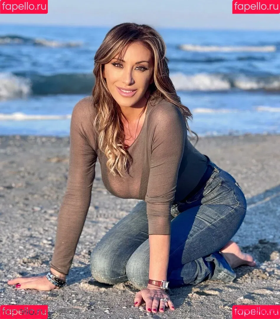 Sabrina Salerno Onlyfans Photo Gallery 