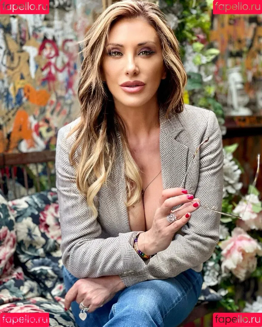 Sabrina Salerno Onlyfans Photo Gallery 