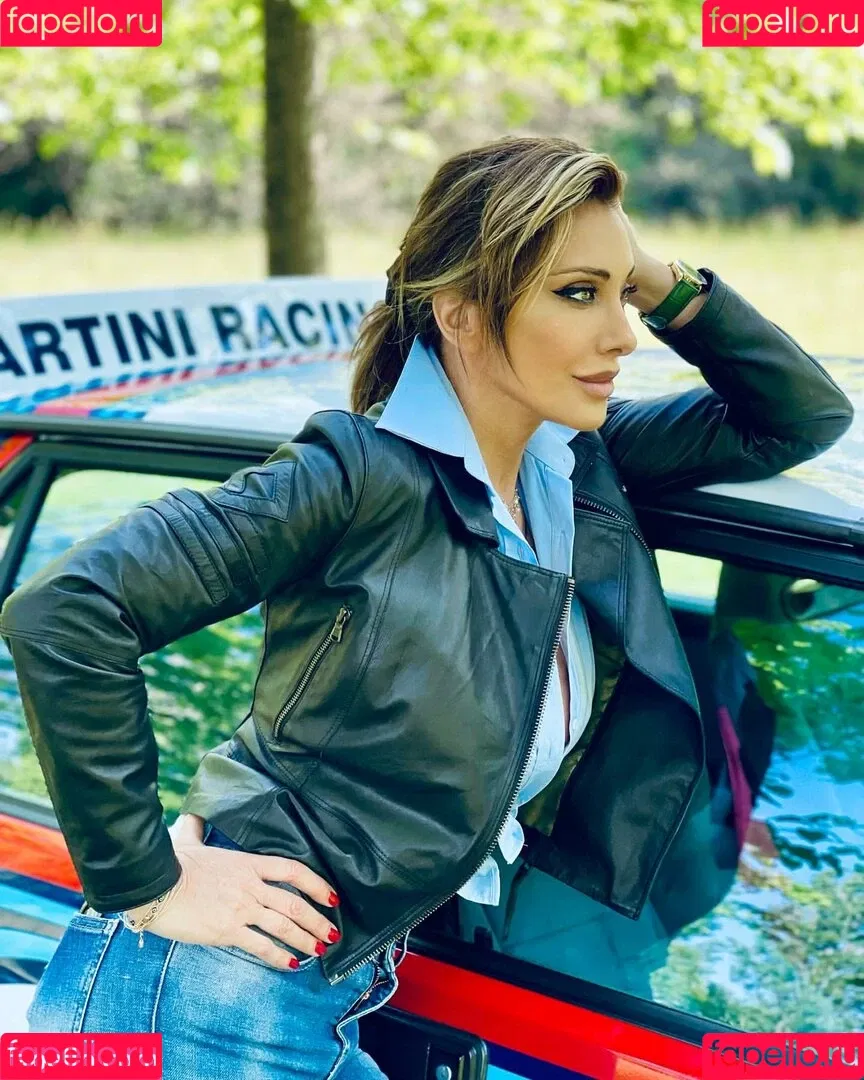 Sabrina Salerno Onlyfans Photo Gallery 