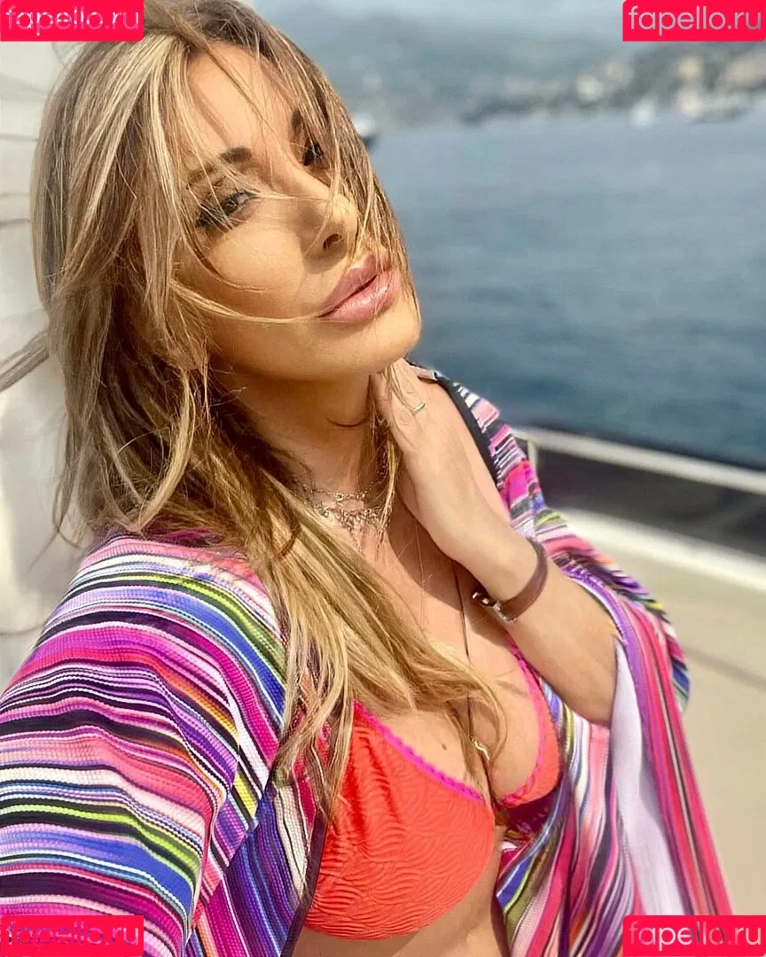 Sabrina Salerno Onlyfans Photo Gallery 