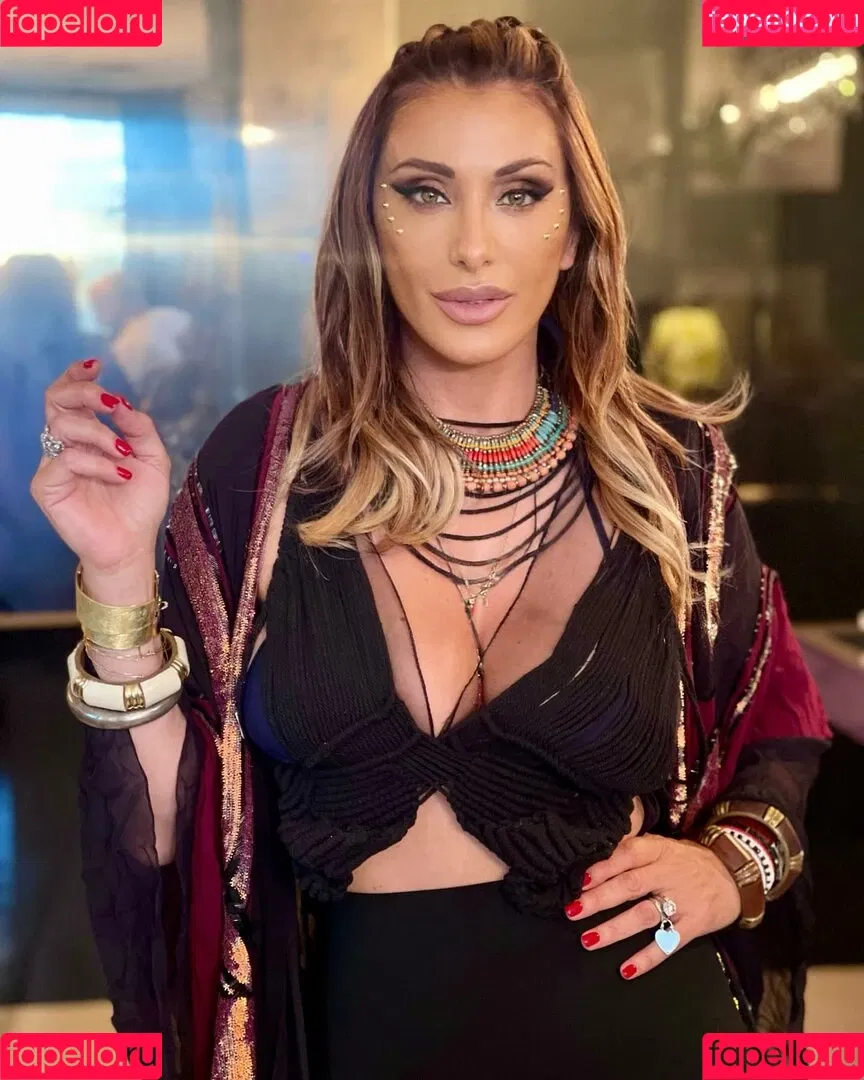Sabrina Salerno Onlyfans Photo Gallery 