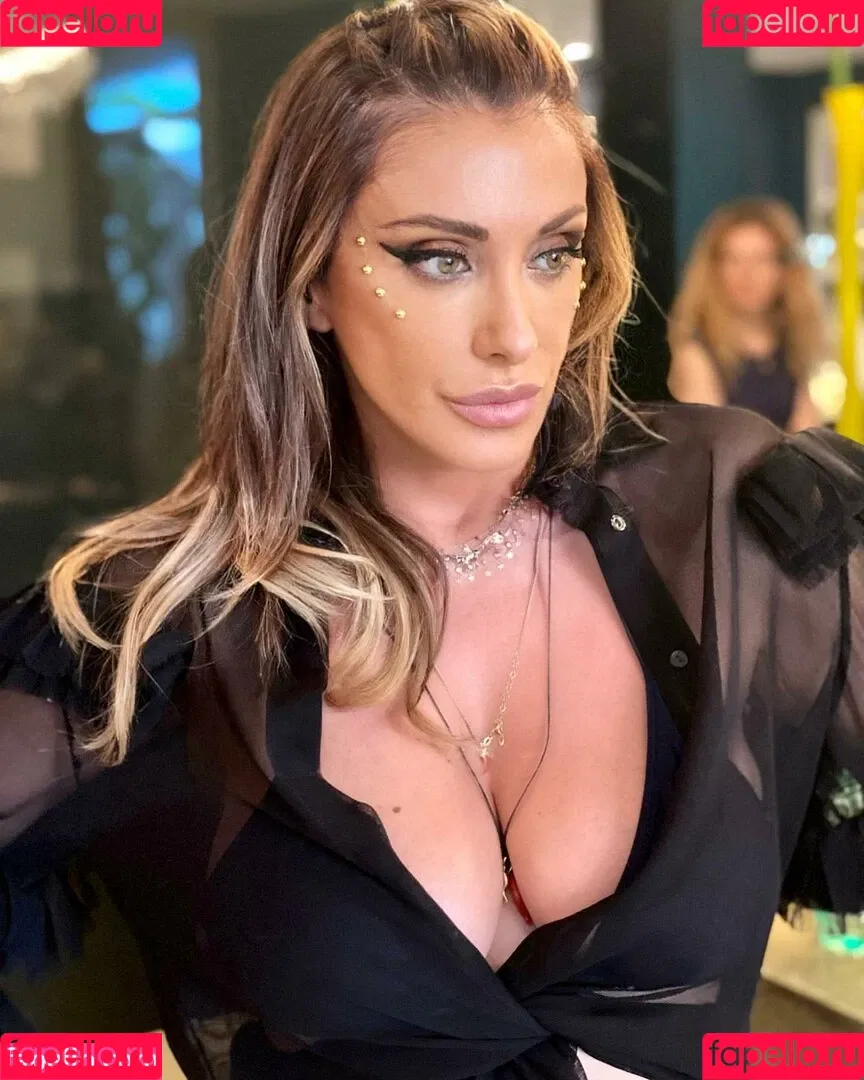 Sabrina Salerno Onlyfans Photo Gallery 