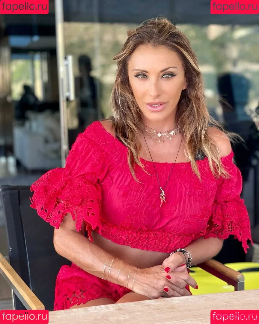 Sabrina Salerno Onlyfans Photo Gallery 
