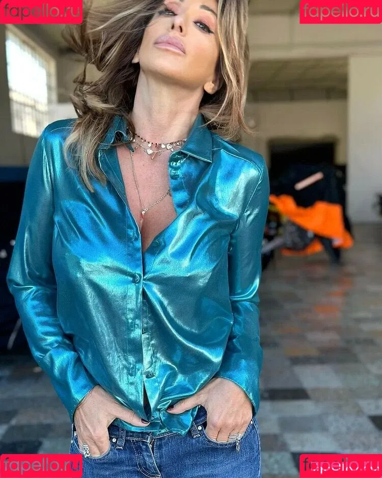 Sabrina Salerno Onlyfans Photo Gallery 