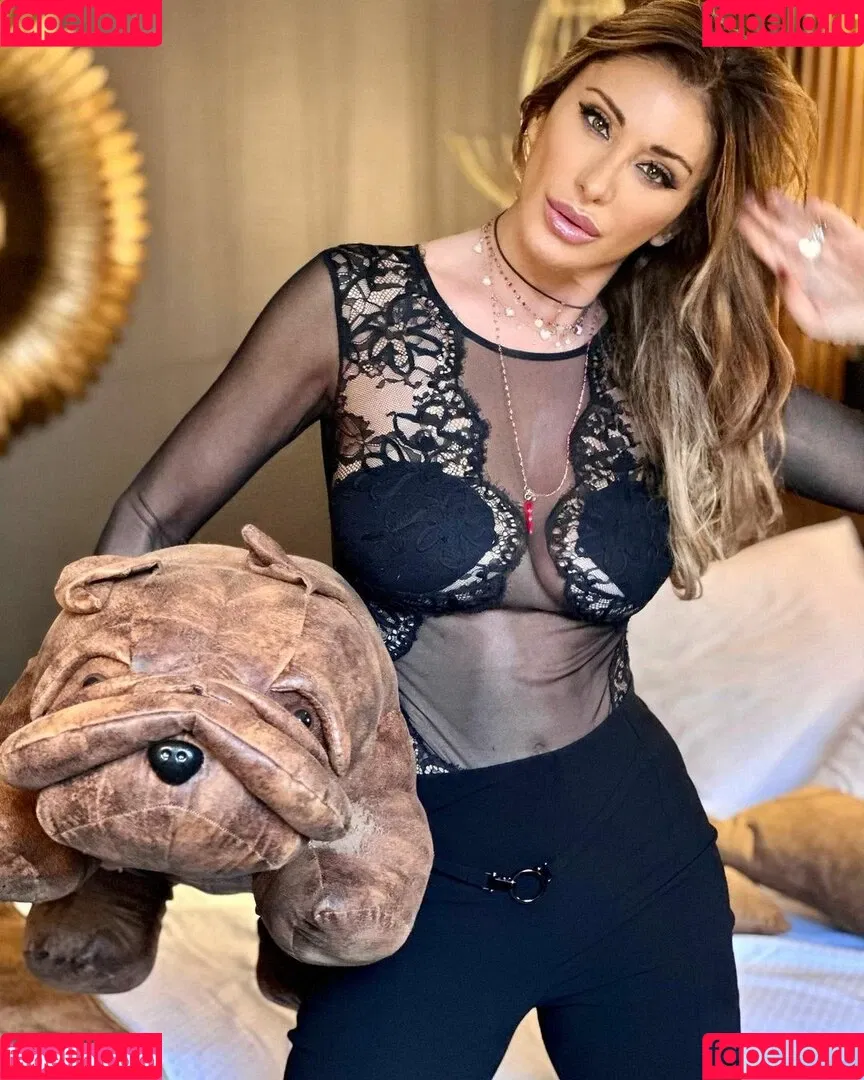 Sabrina Salerno Onlyfans Photo Gallery 