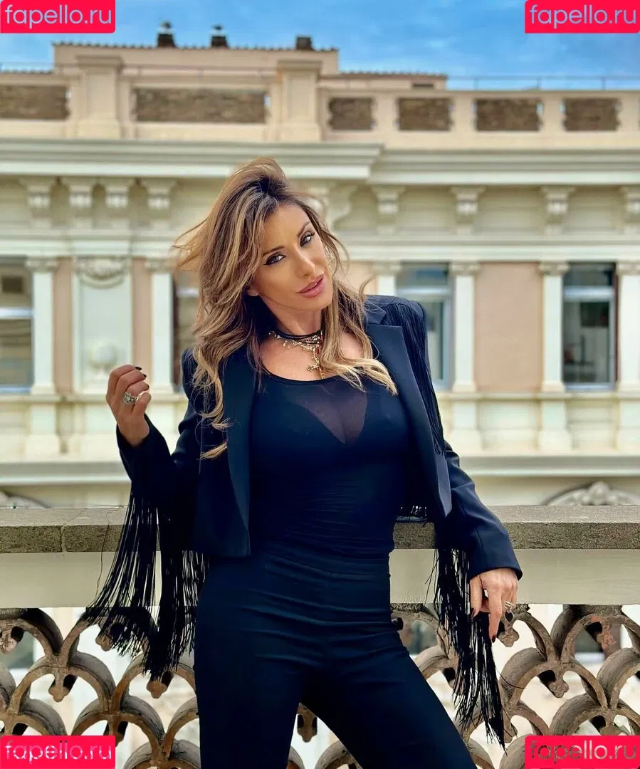Sabrina Salerno Onlyfans Photo Gallery 