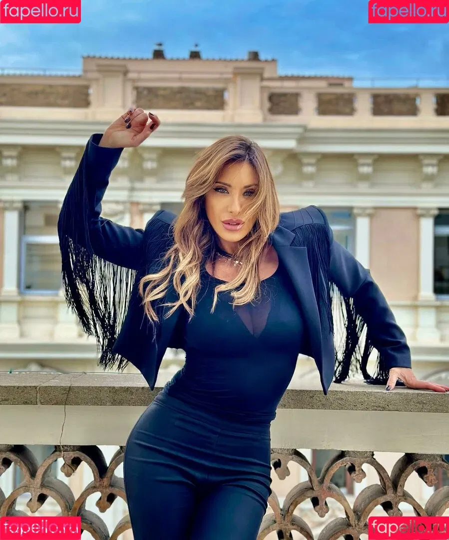 Sabrina Salerno Onlyfans Photo Gallery 