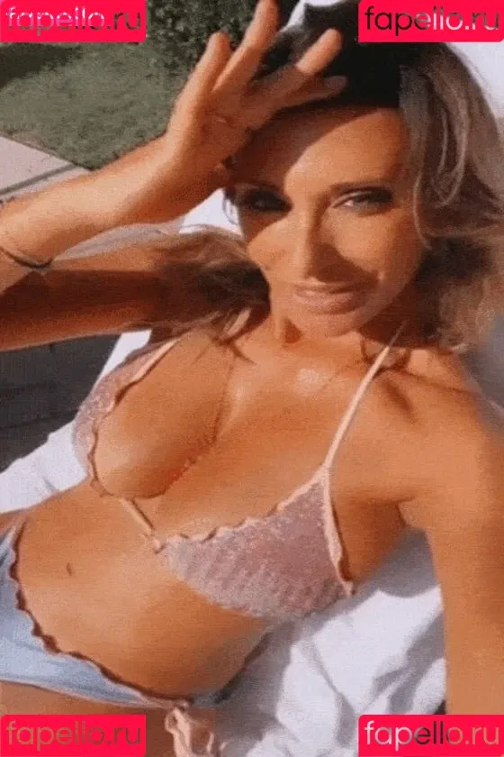 Sabrina Salerno Onlyfans Photo Gallery 