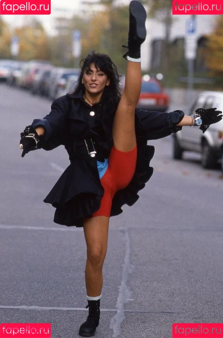 Sabrina Salerno Onlyfans Photo Gallery 