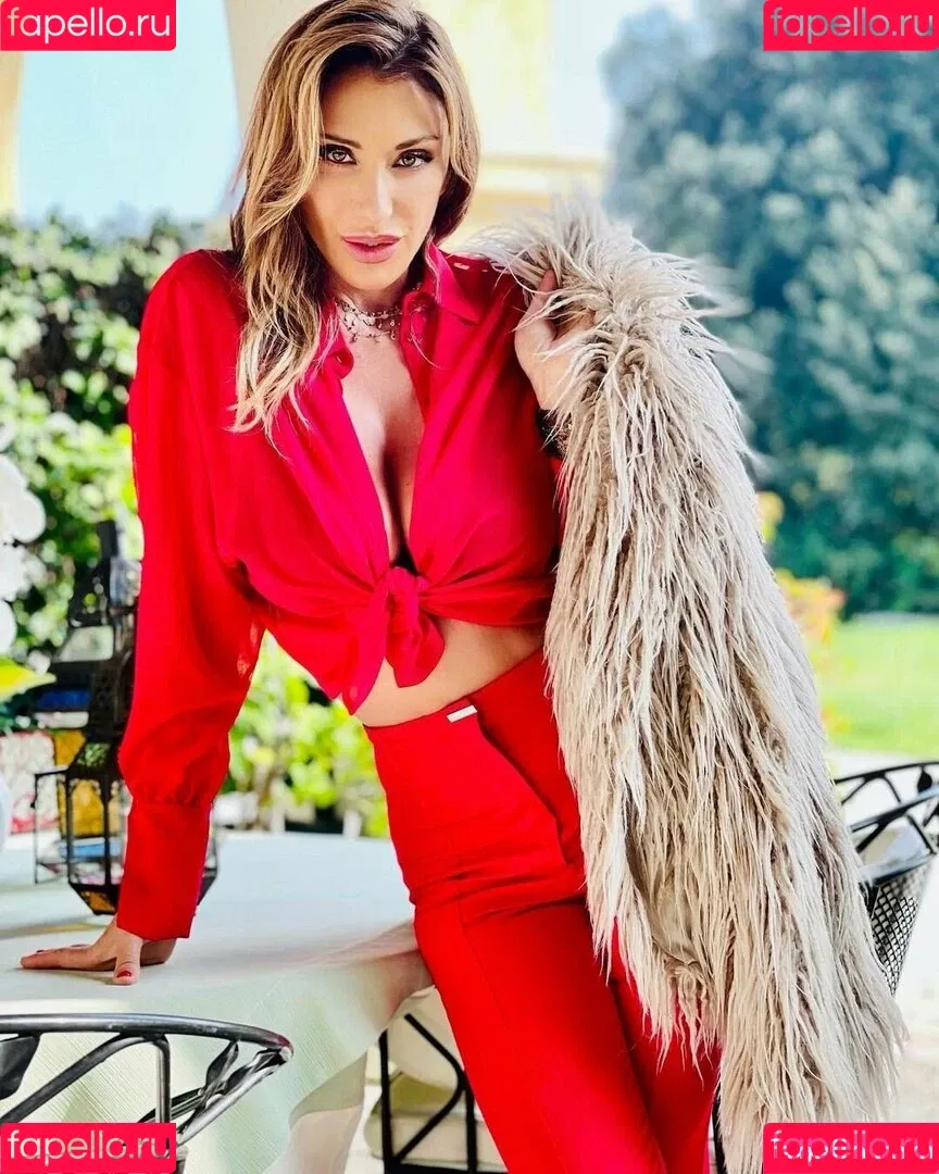 Sabrina Salerno Onlyfans Photo Gallery 