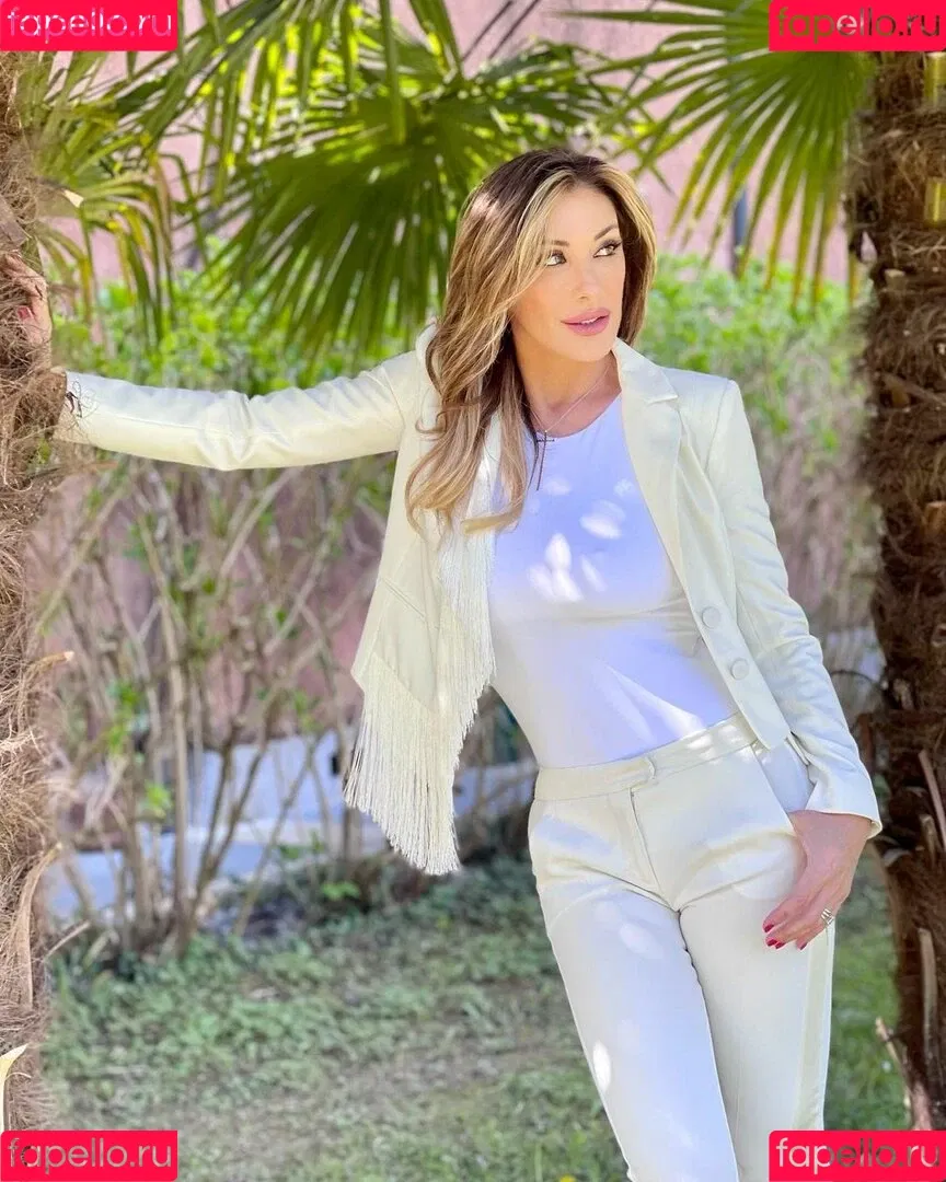 Sabrina Salerno Onlyfans Photo Gallery 