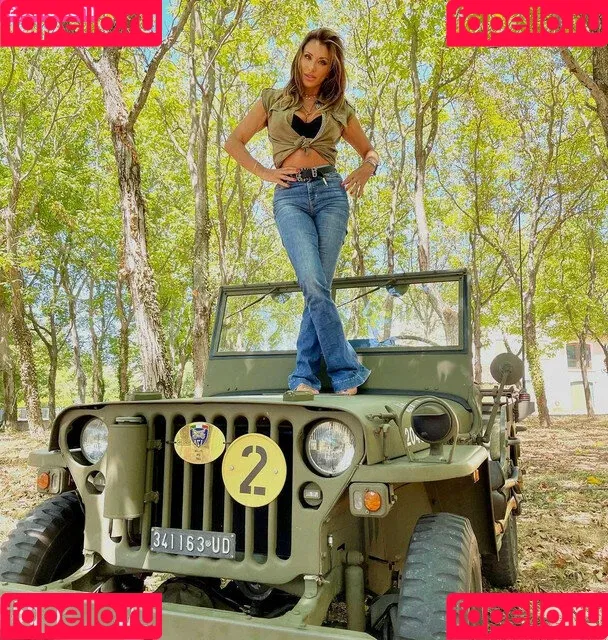 Sabrina Salerno Onlyfans Photo Gallery 