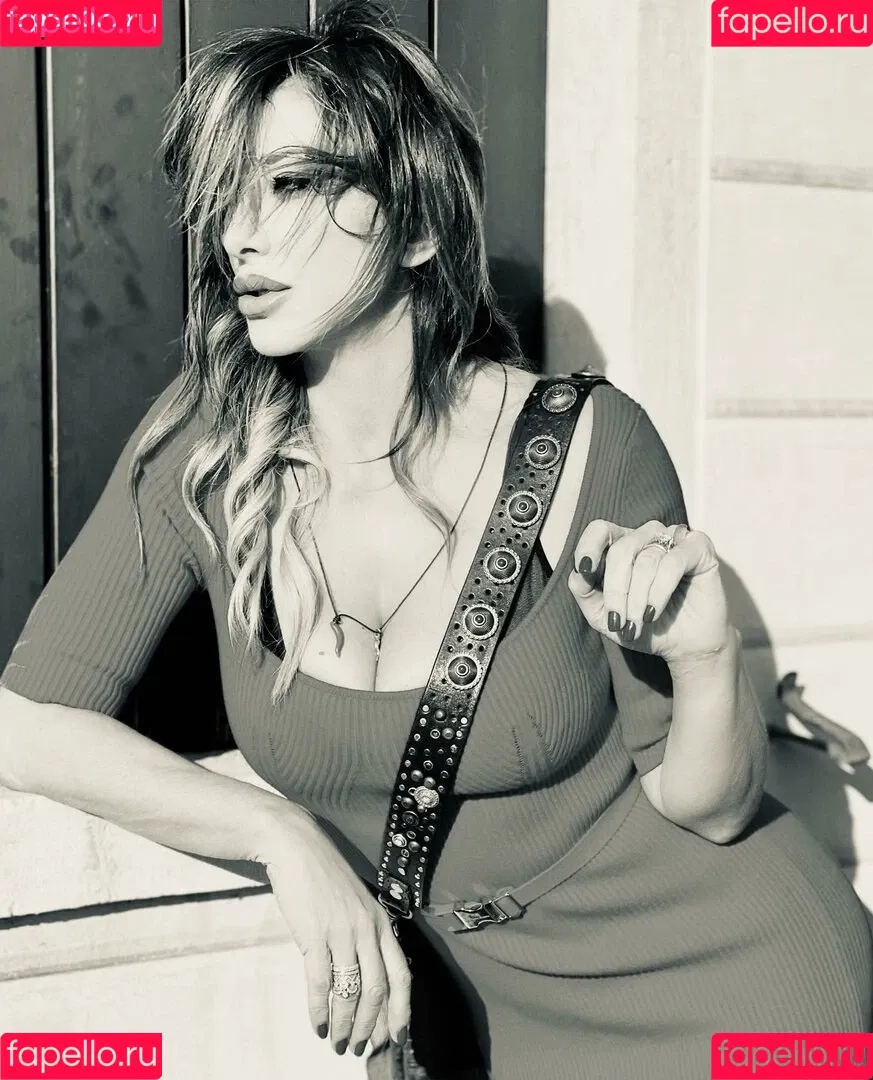 Sabrina Salerno Onlyfans Photo Gallery 