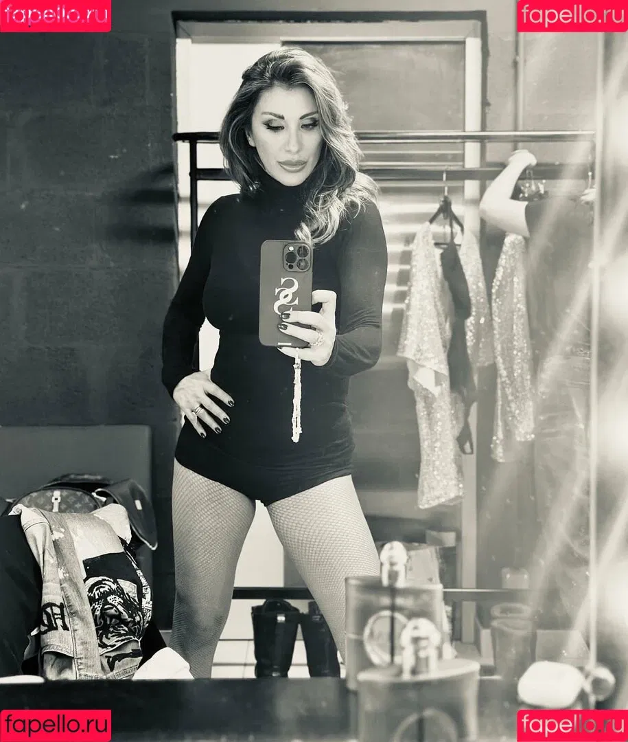 Sabrina Salerno Onlyfans Photo Gallery 