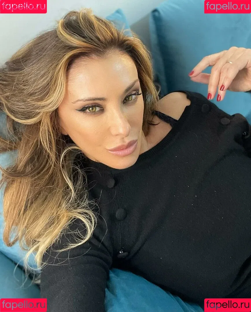 Sabrina Salerno Onlyfans Photo Gallery 