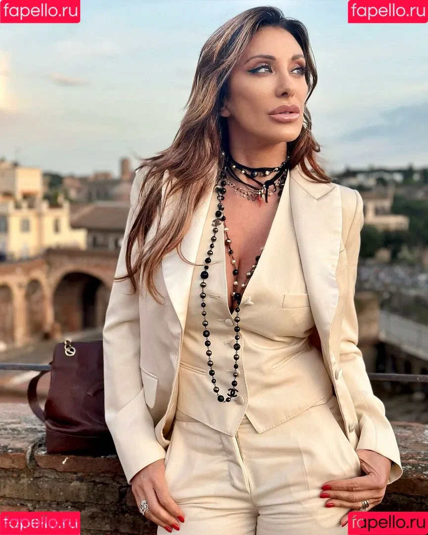 Sabrina Salerno Onlyfans Photo Gallery 