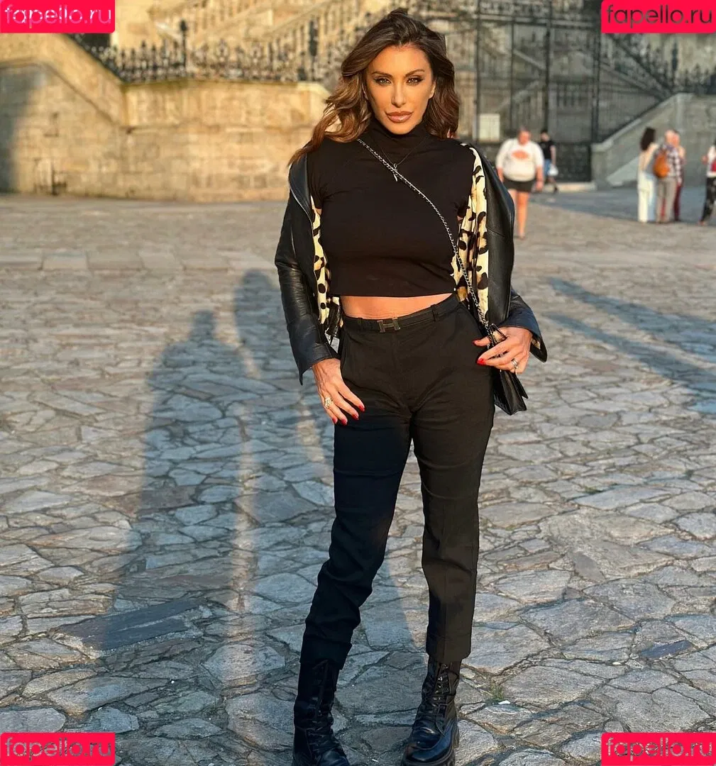 Sabrina Salerno Onlyfans Photo Gallery 