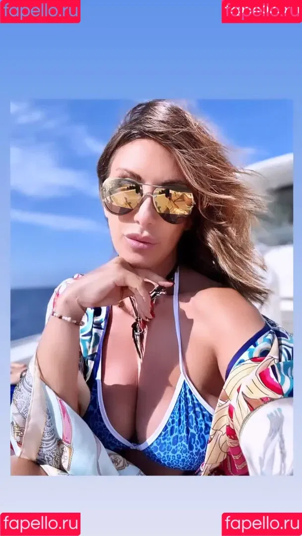 Sabrina Salerno Onlyfans Photo Gallery 