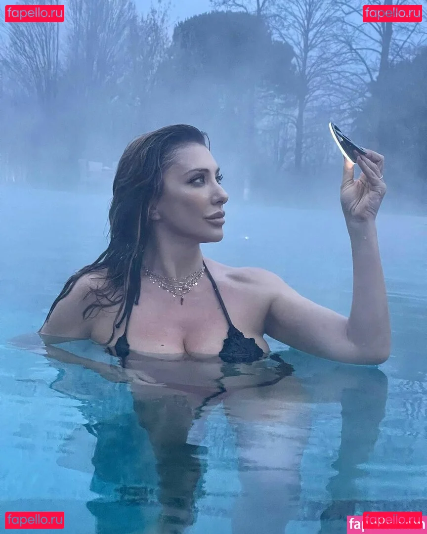 Sabrina Salerno Onlyfans Photo Gallery 