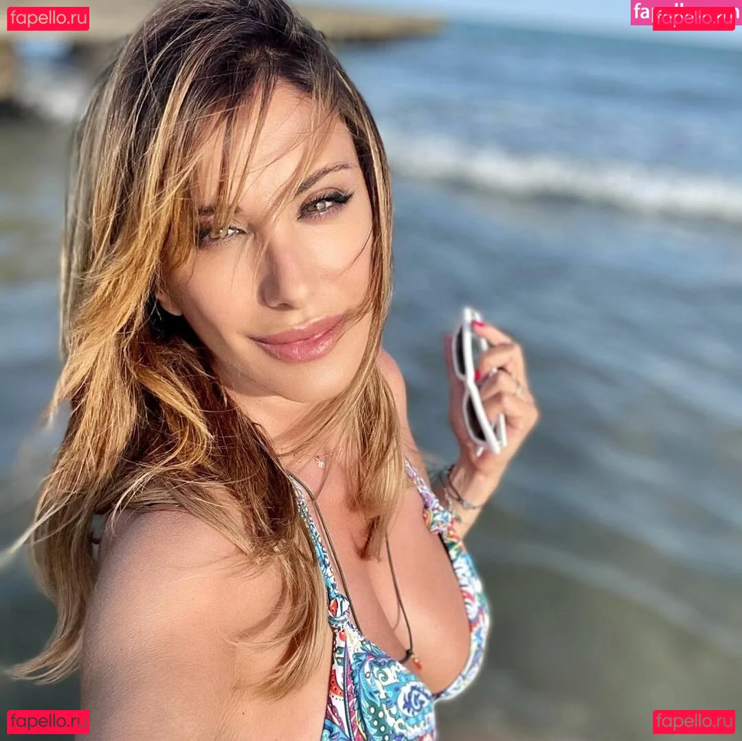 Sabrina Salerno Onlyfans Photo Gallery 