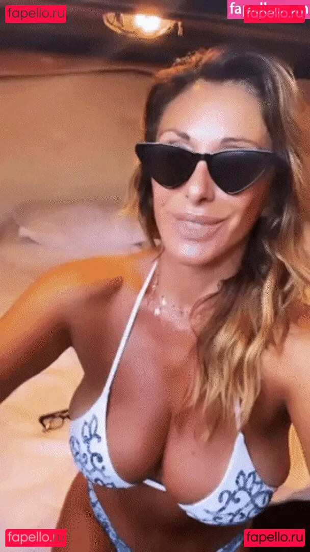 Sabrina Salerno Onlyfans Photo Gallery 