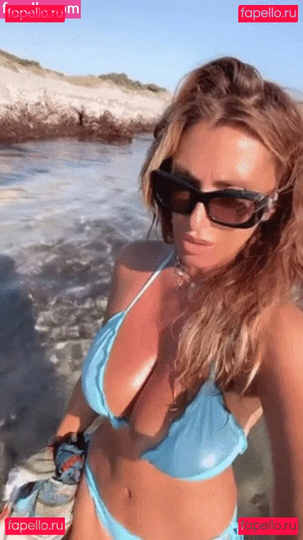 Sabrina Salerno Onlyfans Photo Gallery 