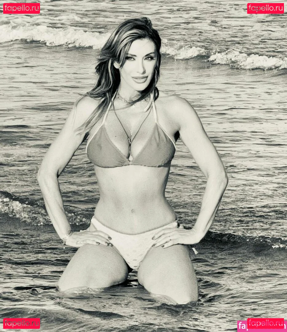 Sabrina Salerno Onlyfans Photo Gallery 