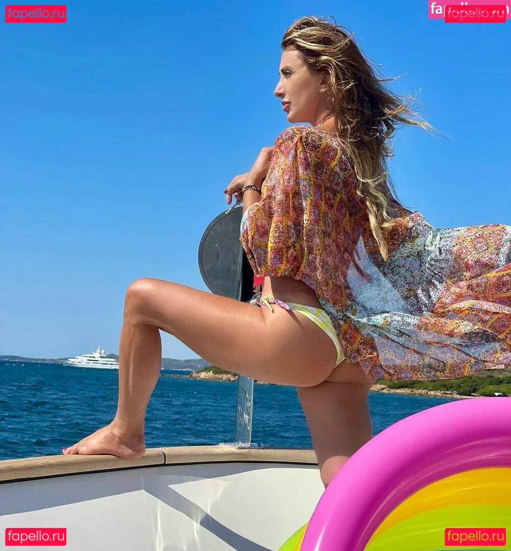 Sabrina Salerno Onlyfans Photo Gallery 