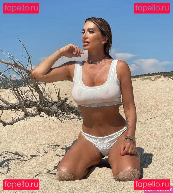 Sabrina Salerno Onlyfans Photo Gallery 