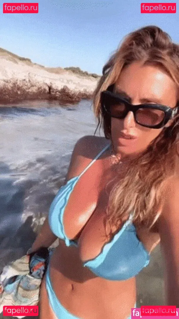 Sabrina Salerno Onlyfans Photo Gallery 